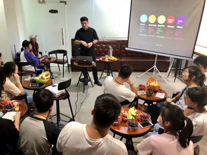 人文藝術(shù)分院舉辦“由創(chuàng)意變創(chuàng)益”設(shè)計(jì)沙龍活動(dòng)，推動(dòng)文化藝術(shù)交流